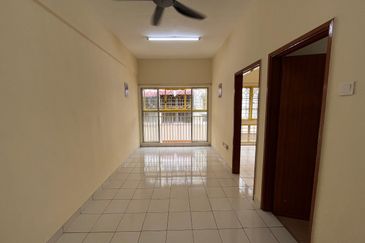 Suria Apartment Damansara Damai