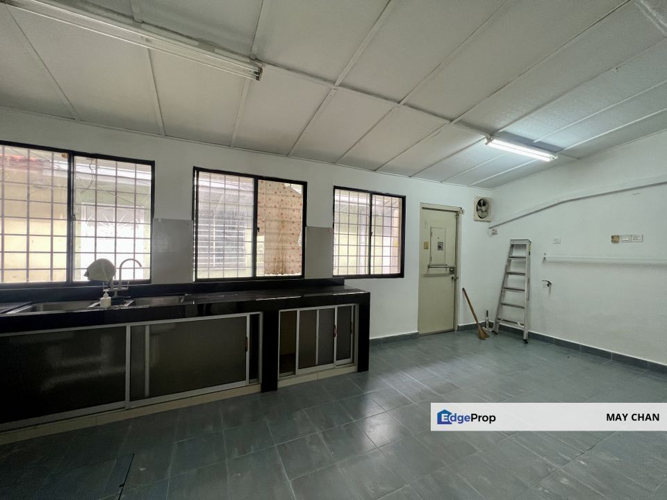 Double Storey Terrace Taman Rakan Sungai Long, Selangor, Cheras South