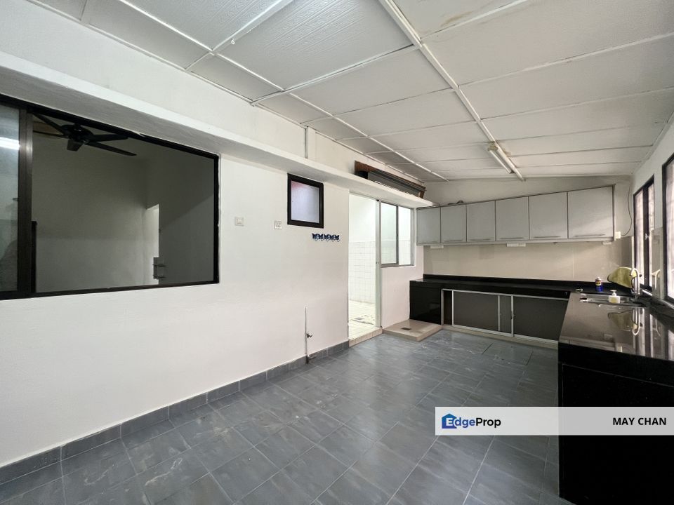 Double Storey Terrace Taman Rakan Sungai Long, Selangor, Cheras South