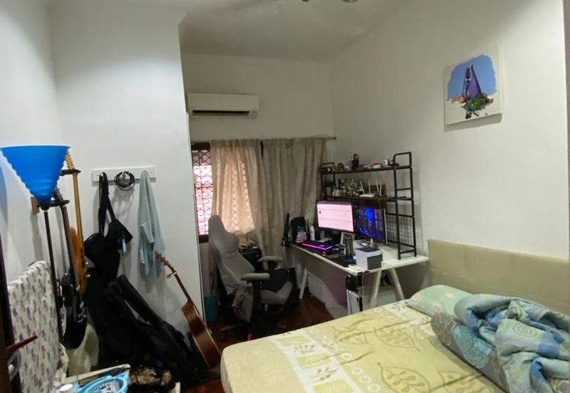 Taman Taynton (Taynton View)