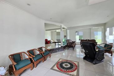 Desa Meringin Country Height Kajang