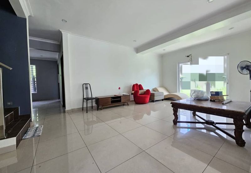 Desa Meringin Country Height Kajang