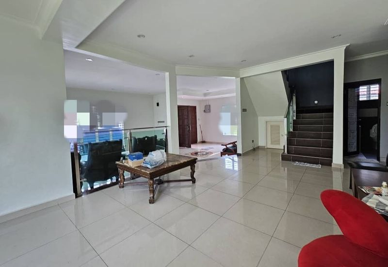 Desa Meringin Country Height Kajang