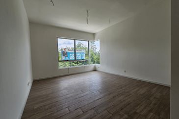 Parkfield Residences, Tropicana Heights