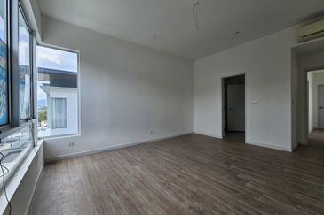 Parkfield Residences, Tropicana Heights