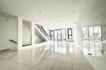 Taman Puchong Legenda