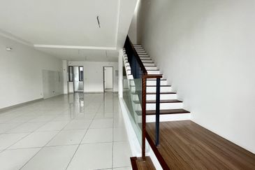 Taman Puchong Legenda