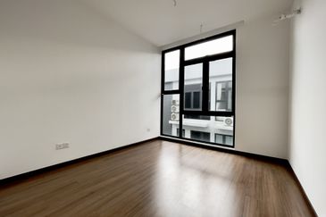 Taman Puchong Legenda