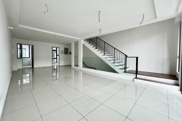 Taman Puchong Legenda