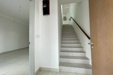 Taman Puchong Legenda