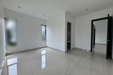 3 Storey bungalow bandar mahkota cheras Cheras