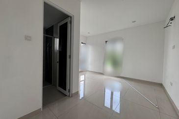 3 Storey bungalow bandar mahkota cheras Cheras