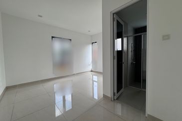 3 Storey bungalow bandar mahkota cheras Cheras