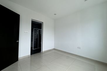 3 Storey bungalow bandar mahkota cheras Cheras