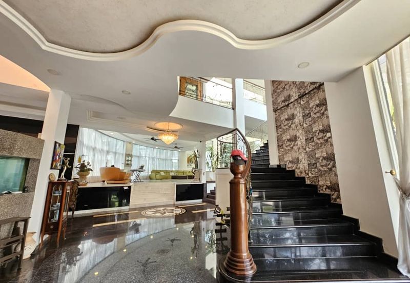 3 Storey Luxury Mansion  Country Height Kajang