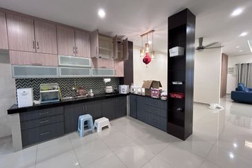 2 Storey Landed House Taman Damai Utama Puchong