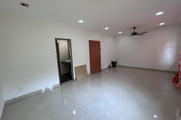 2 Storey Landed House Taman Damai Utama Puchong