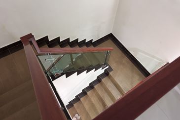 2 Storey Landed House Taman Damai Utama Puchong