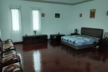 Taman Bukit Meringin Kajang Bungalow