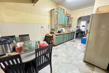 2 Storey Terrace @ SL 6, Bandar Sungai Long