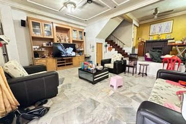 2 Storey Terrace @ SL 6, Bandar Sungai Long