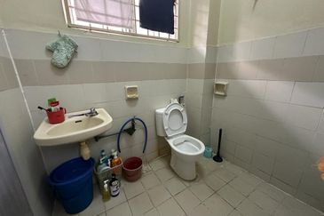 2 Storey Terrace @ SL 6, Bandar Sungai Long