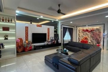 3 Storey Endlot Superlink @ Taming Indah 2, Sungai Long