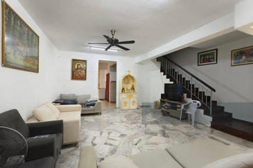 Taman Bukit Mewah Kajang terrace unit