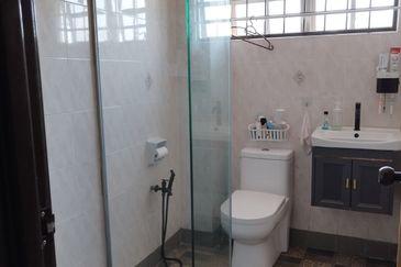 Taman Bukit Mewah Kajang terrace unit