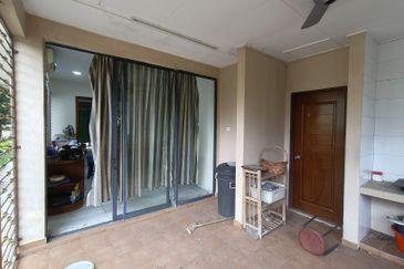 3 Storey Superlink @ Taman Esplanad Bukit Jalil kl 