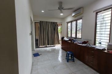 3 Storey Superlink @ Taman Esplanad Bukit Jalil kl 