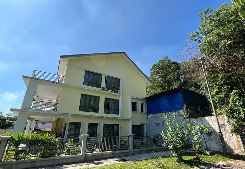 3 Storey Semi D, Corner unit, Mahkota Hill Cheras