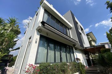 3 Storey Bungalow The Mines Resort City Balakong