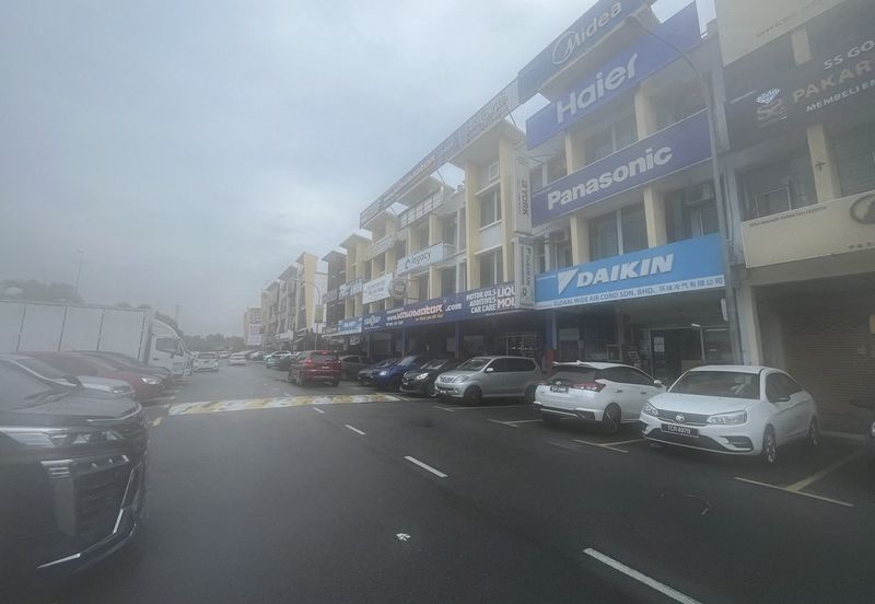 3 Storey Shoplot Taman Putra Kajang