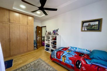 2 Storey Semi-D Bandar Kinrara