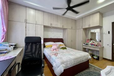 2 Storey Semi-D Bandar Kinrara