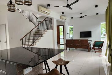 3-Storey Semi D cluster @ Parkfield Tropicana Height @ Kajang for SELL 