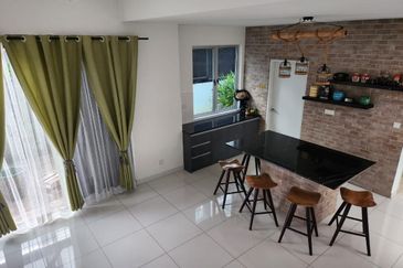 3-Storey Semi D cluster @ Parkfield Tropicana Height @ Kajang for SELL 