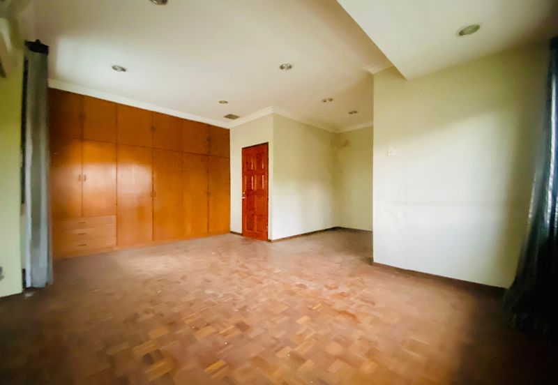 2 Storey Semi D Taman Desa KL 