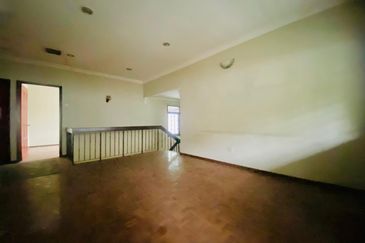 2 Storey Semi D Taman Desa KL 