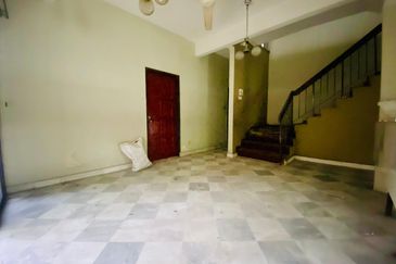 2 Storey Semi D Taman Desa KL 