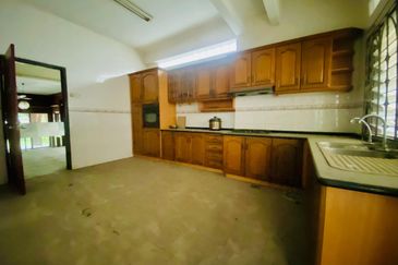 2 Storey Semi D Taman Desa KL 