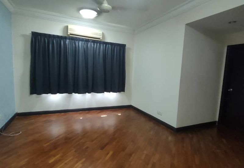 2.5 Storey Semi D Bukit Segar Cheras