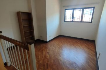 2.5 Storey Semi D Bukit Segar Cheras