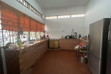 2 Storey Taman Mulia Taman Midah