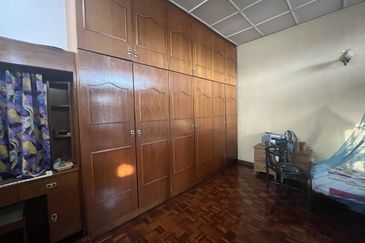 2 Storey Taman Mulia Taman Midah