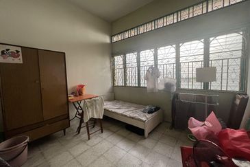 2 Storey Taman Mulia Taman Midah