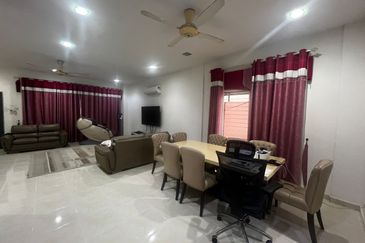 2.5 sty terrace endlot @ taman damai utama puchong