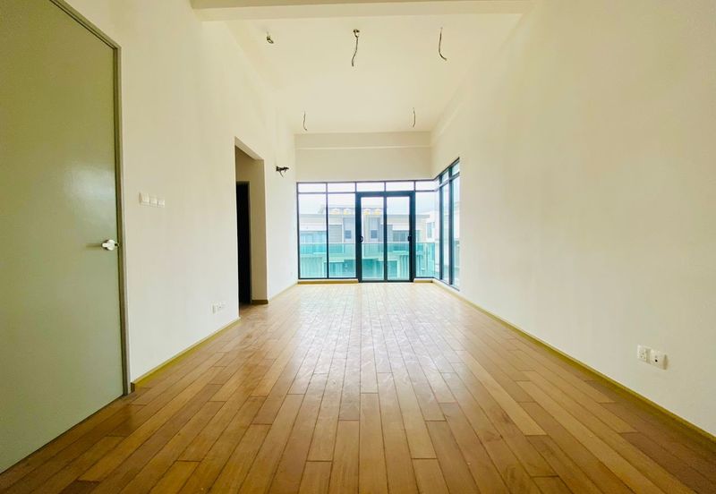 3 Storey Semi D @ Desa Hill Villas, Desa petaling 