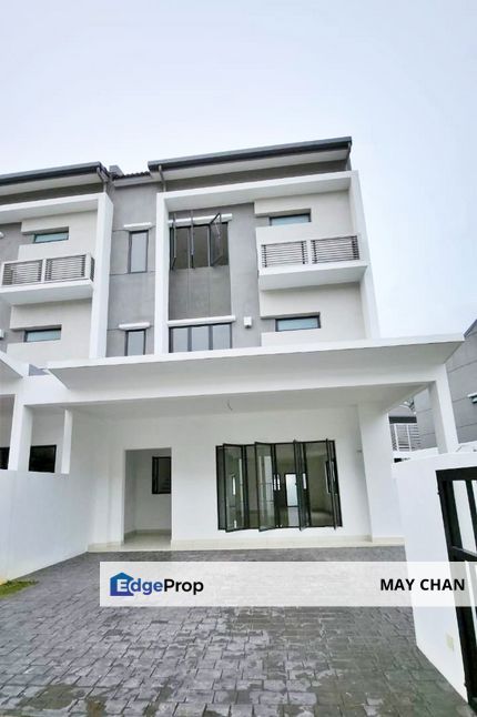 3 sty end lot terrace house - Lakefield Residence, Tropicana Height Kajang, Selangor, Kajang